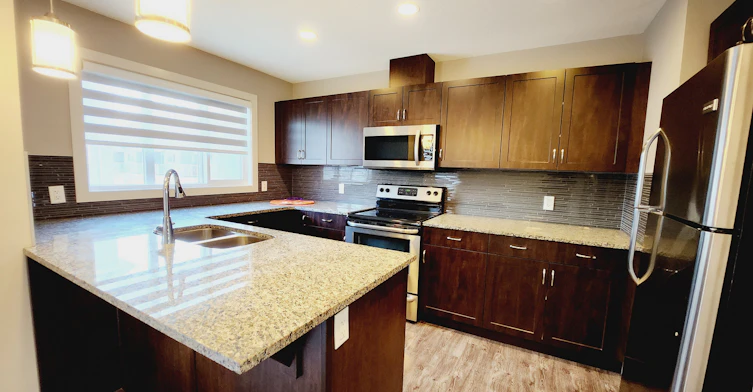13-140 Youville Drive East Northwest, Edmonton, AB, T6L 0A7
