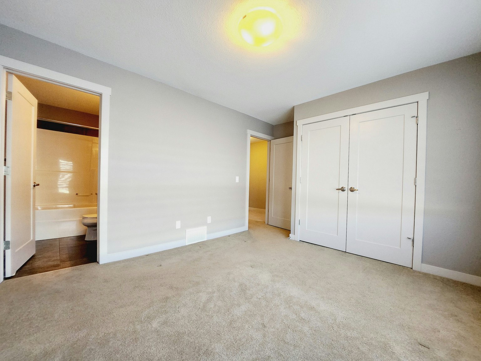 13-140 Youville Drive East Northwest, Edmonton, AB, T6L 0A7 - 11