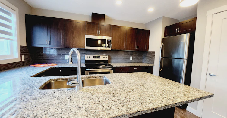 13-140 Youville Drive East Northwest, Edmonton, AB, T6L 0A7 - 2