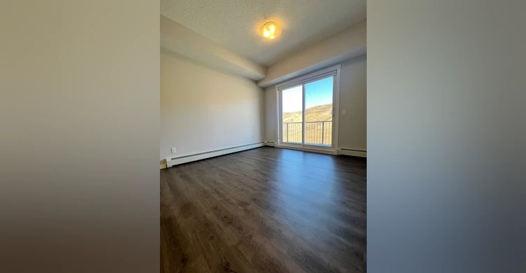 002-213 Mountain Street, Cochrane, AB, T4C 1C9 - 9