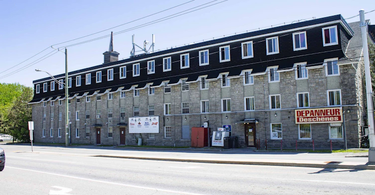 V486-27 Lucerne, Gatineau, QC, J9H 1M2