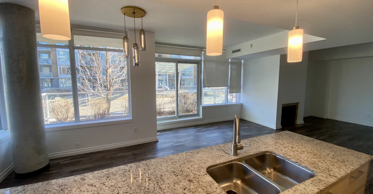 2504 109 Street, Edmonton, AB, T6J 2H3 - 3