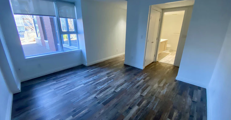 2504 109 Street, Edmonton, AB, T6J 2H3 - 5