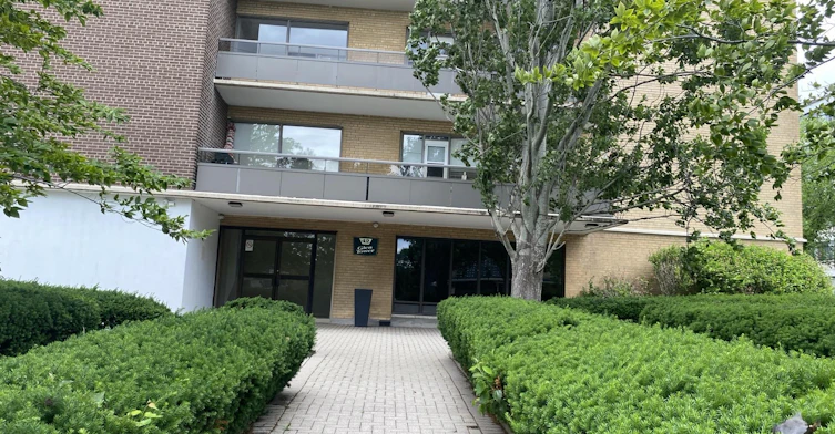304-42 Gulliver Road, Toronto, ON, M6M 2N1 - 11