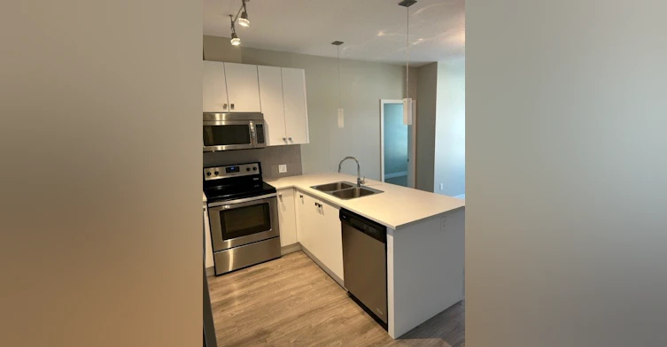 1958 North Parallel Road, Abbotsford, BC, V3G 0G7