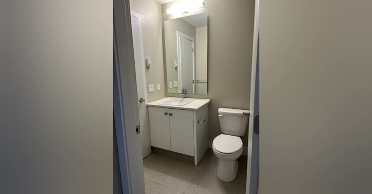 1958 North Parallel Road, Abbotsford, BC, V3G 0G7 - 5