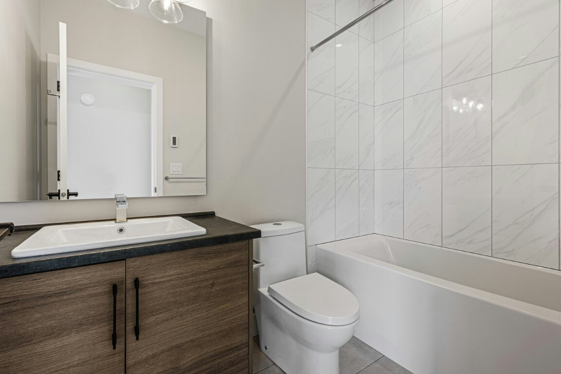 5545 Vedder Road, Chilliwack, BC, V2R 0M6 - 7