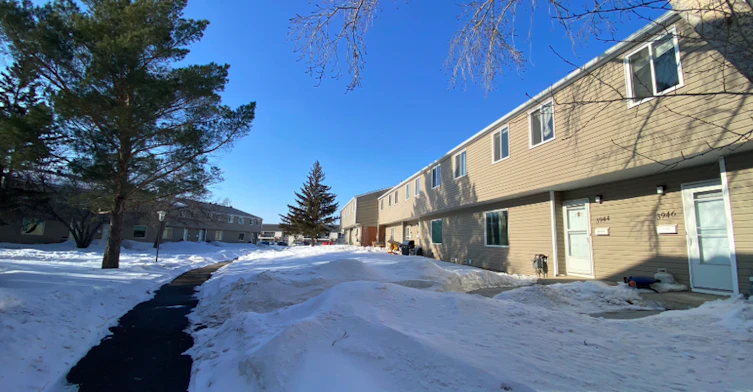 3944 Castle Road, Regina, SK, S4S 6A4 - 2