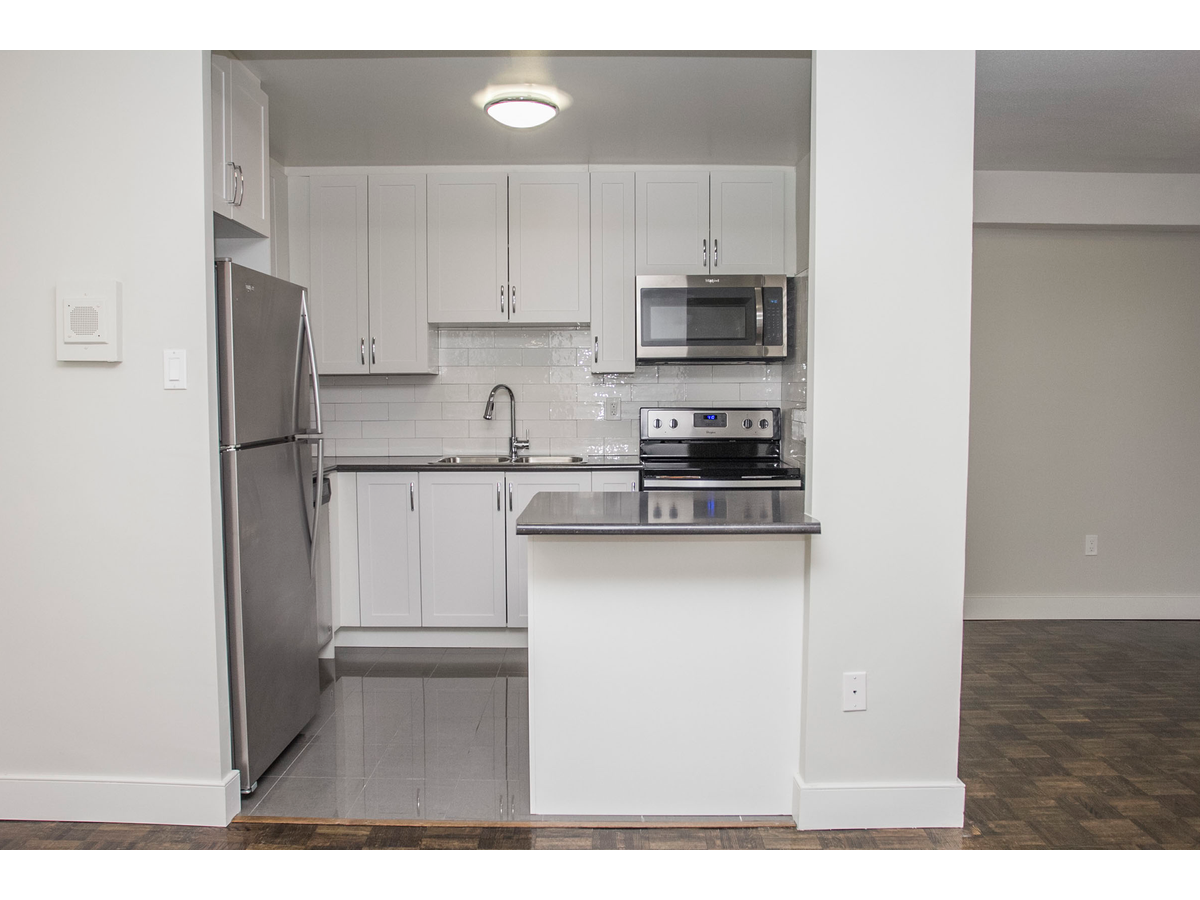 0312-H-2250 Homelands Drive, Mississauga, ON, L5K 1G8 - 7