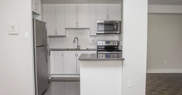 0312-H-2250 Homelands Drive, Mississauga, ON, L5K 1G8 - 7