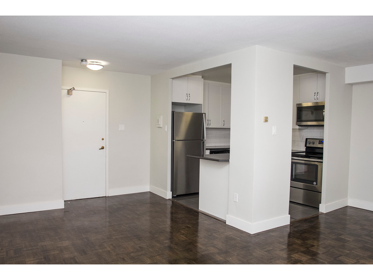 0312-H-2250 Homelands Drive, Mississauga, ON, L5K 1G8 - 6