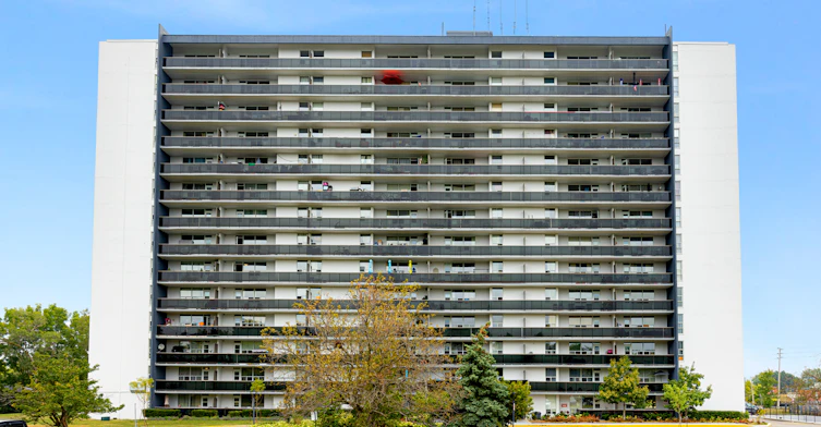 0312-H-2250 Homelands Drive, Mississauga, ON, L5K 1G8 - 3