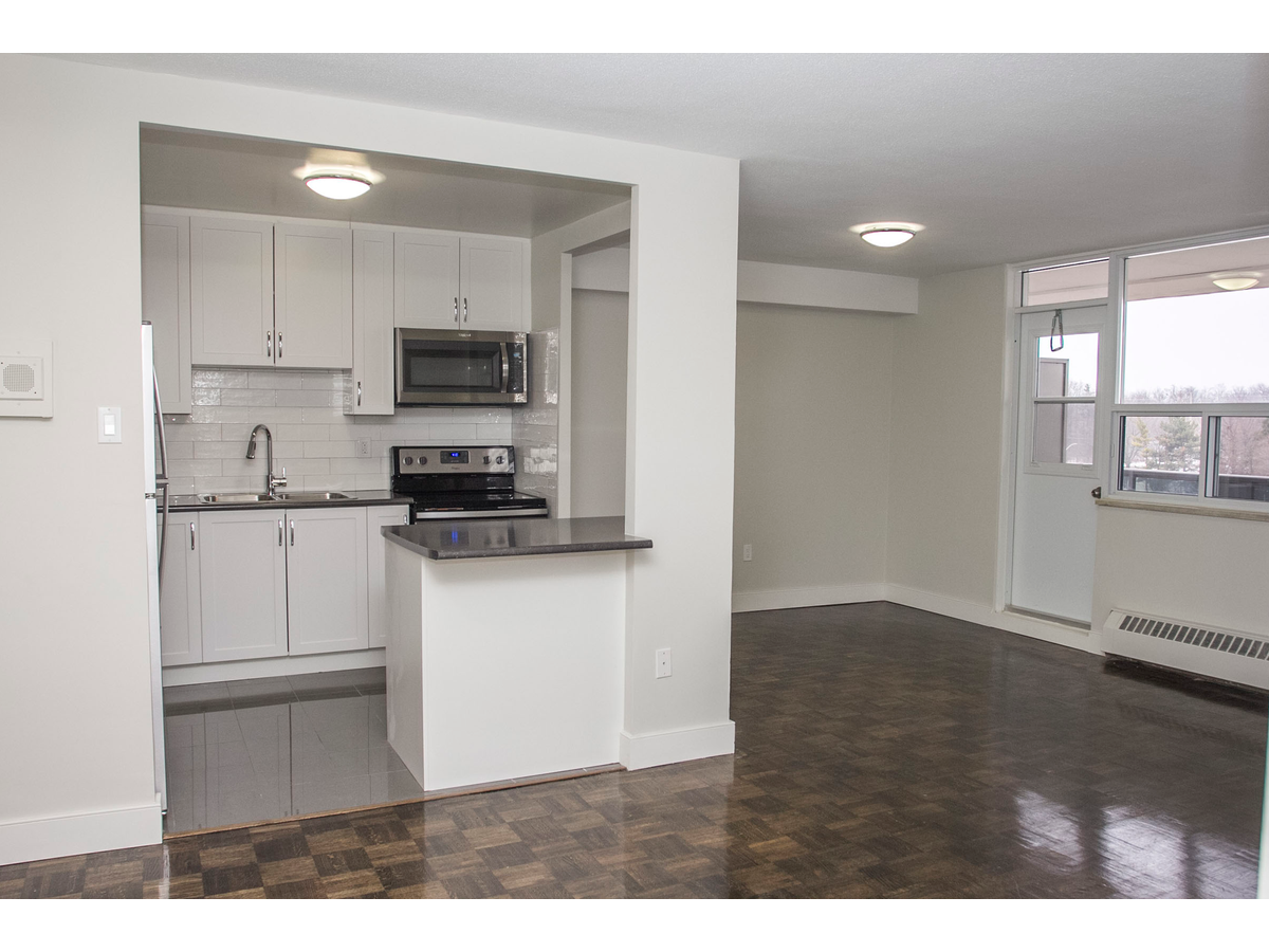 0312-H-2250 Homelands Drive, Mississauga, ON, L5K 1G8 - 4