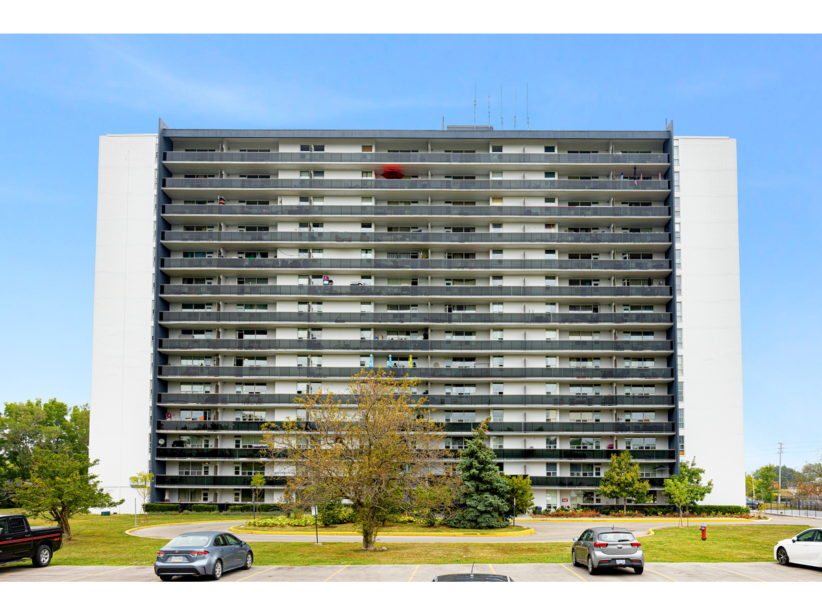0901-H-2250 Homelands Drive, Mississauga, ON, L5K 1G8 - 3