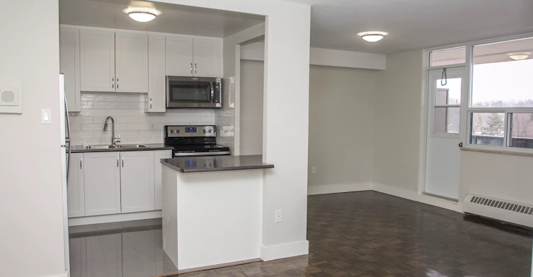0901-H-2250 Homelands Drive, Mississauga, ON, L5K 1G8 - 4