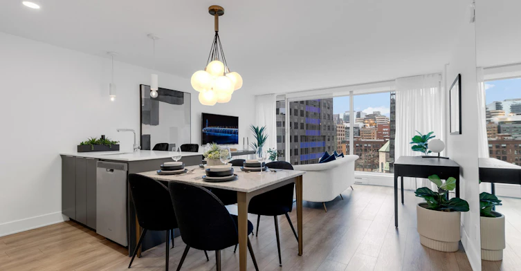 400 Rene Levesque Boulevard W, Montréal, QC, H2Z 1V5 - 2