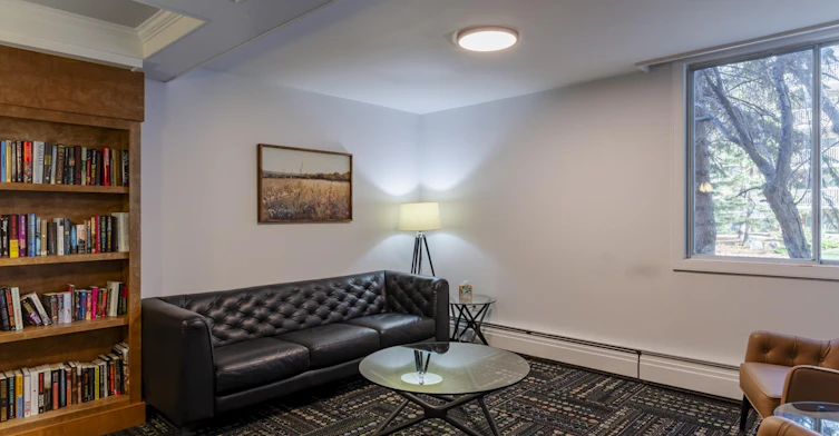 11808 100 Avenue, Edmonton, AB, T5K 0K4 - 25