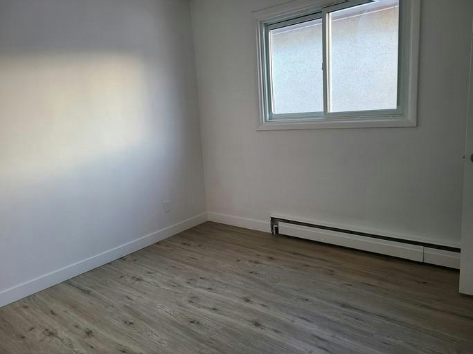 11218 124 Street, Edmonton, AB, T5M 0J8 - 5