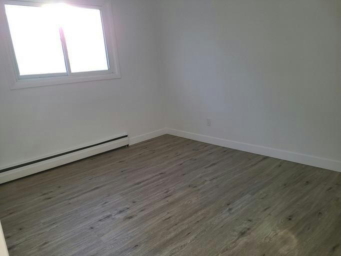 11218 124 Street, Edmonton, AB, T5M 0J8 - 6