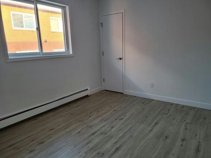 11218 124 Street, Edmonton, AB, T5M 0J8 - 7