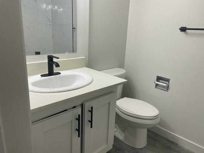 9750 82 Avenue Northwest, Edmonton, AB, T6E 1Y5 - 7
