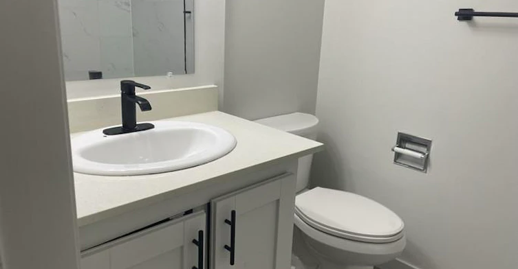 9750 82 Avenue Northwest, Edmonton, AB, T6E 1Y5 - 7