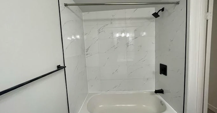 9750 82 Avenue Northwest, Edmonton, AB, T6E 1Y5 - 6