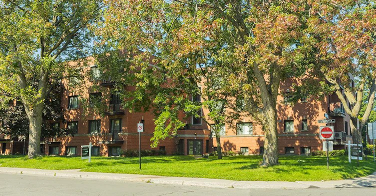 25-5-7 Roosevelt Avenue, Mont-Royal, QC, H3R 1Z3 - 11
