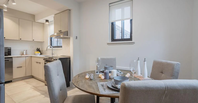 3-16-7 Roosevelt Avenue, Mont-Royal, QC, H3R 1Z3 - 4