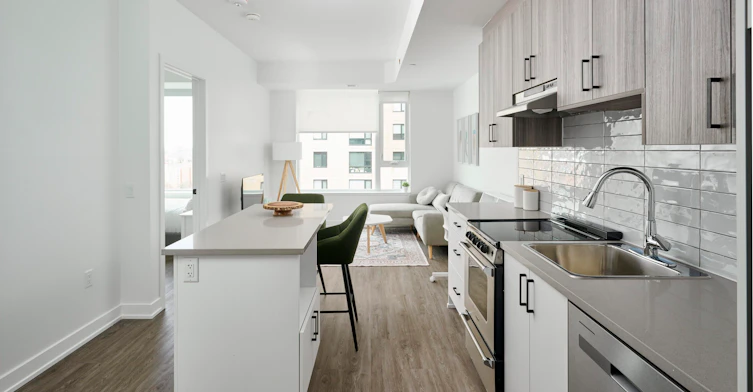 210-90 Champagne, Ottawa, ON, K1S 5A5 - 2