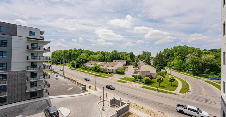 701-595 Strasburg Road, Kitchener, ON, N2E 4J1 - 9