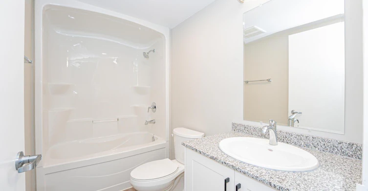 701-595 Strasburg Road, Kitchener, ON, N2E 4J1 - 7