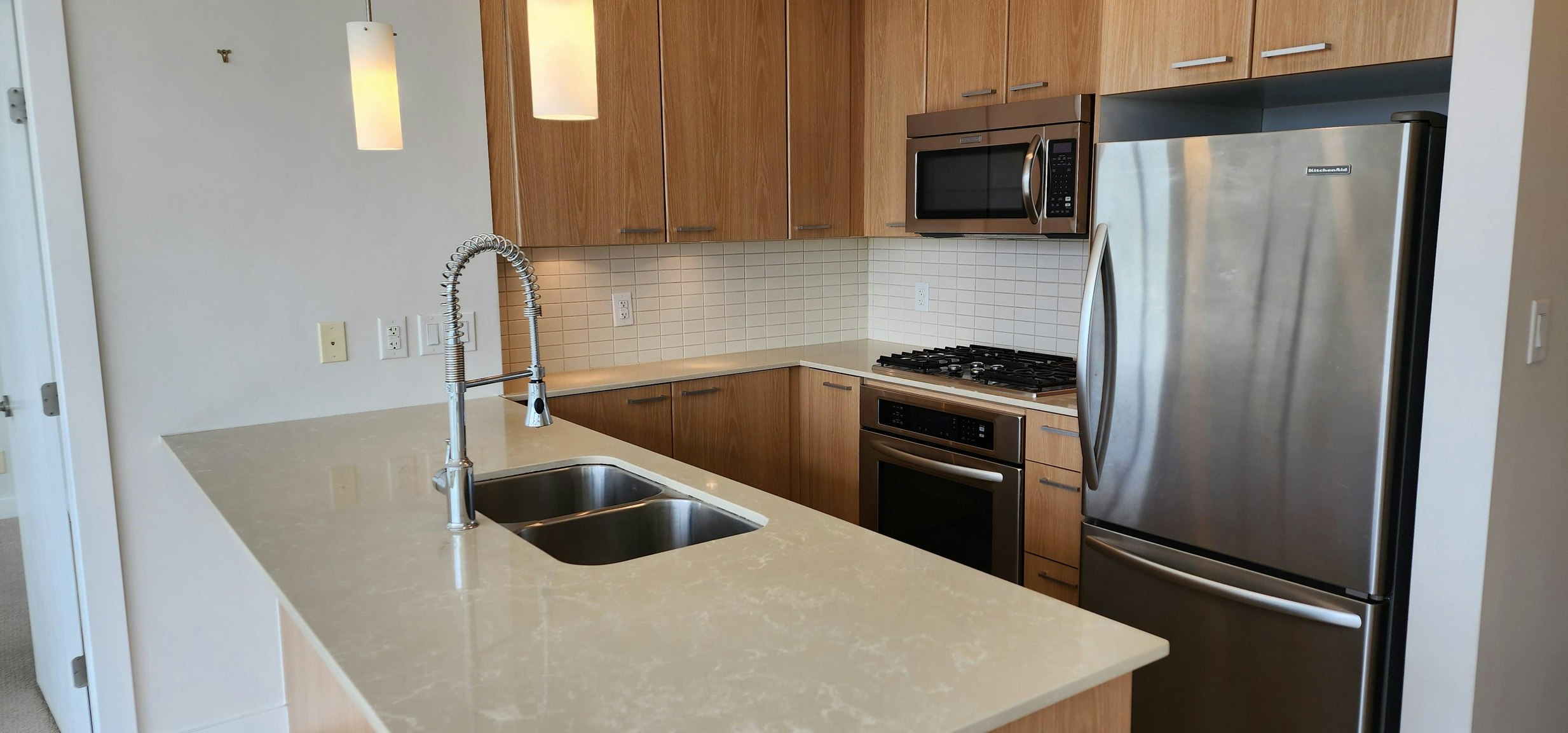 2955 Atlantic Avenue, Coquitlam, BC, V3B 0H9 - 6