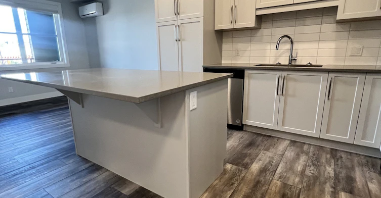 203-8355 19 Avenue SW, Calgary, AB, T3E 0H2