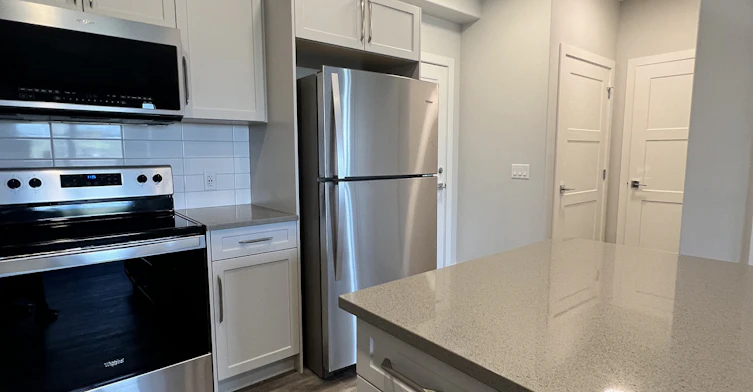 203-8355 19 Avenue SW, Calgary, AB, T3E 0H2 - 3