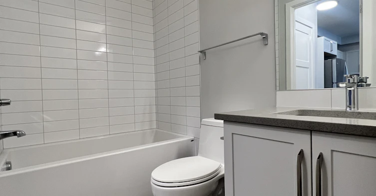 203-8355 19 Avenue SW, Calgary, AB, T3E 0H2 - 11