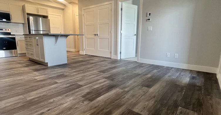 203-8355 19 Avenue SW, Calgary, AB, T3E 0H2 - 7