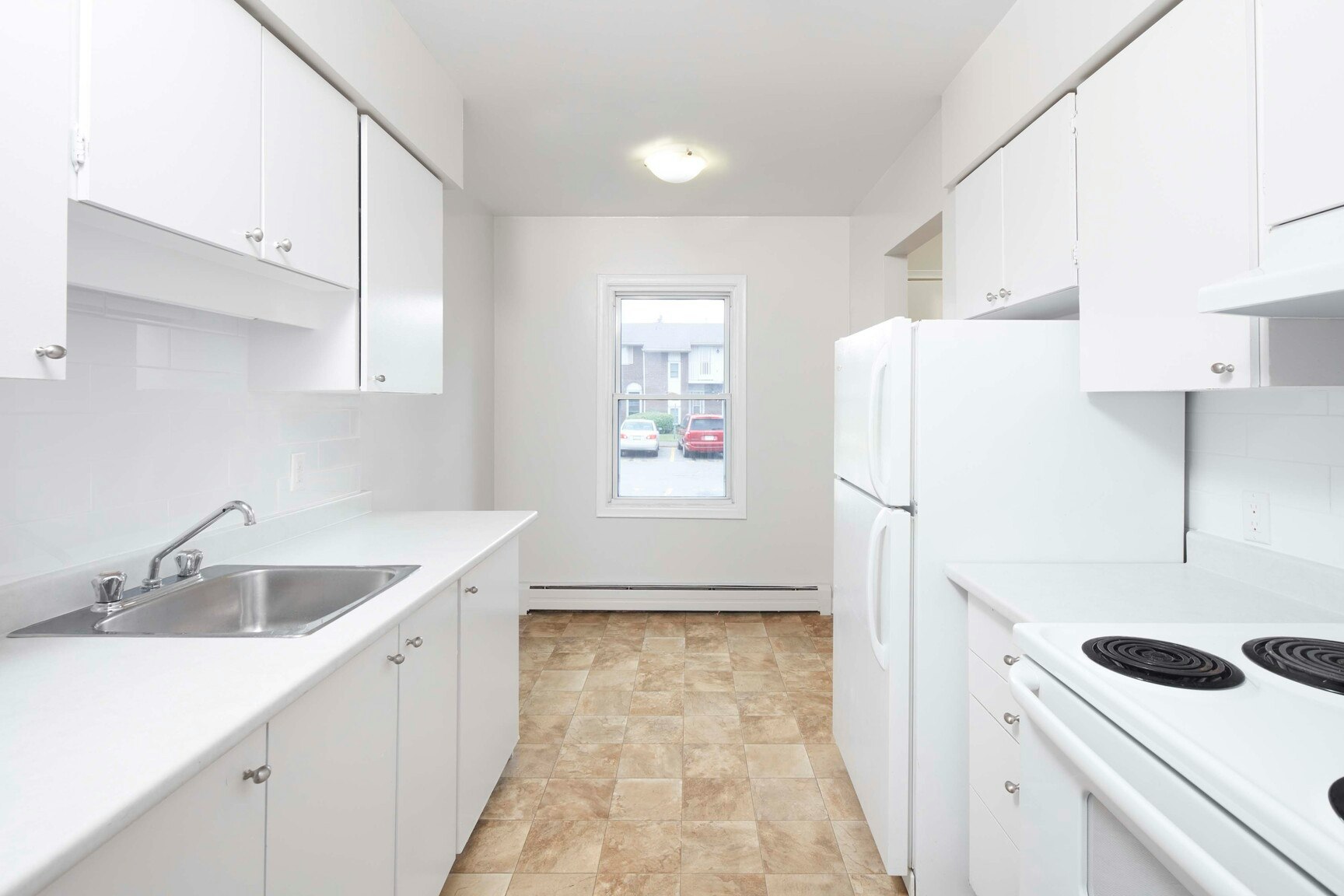 0884-610 Surrey Lane, Burlington, ON, L7T 3S6 - 5