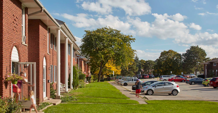 0884-610 Surrey Lane, Burlington, ON, L7T 3S6 - 9