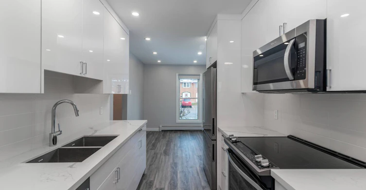 0884-610 Surrey Lane, Burlington, ON, L7T 3S6 - 23