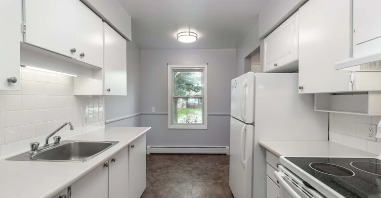 0884-610 Surrey Lane, Burlington, ON, L7T 3S6 - 25