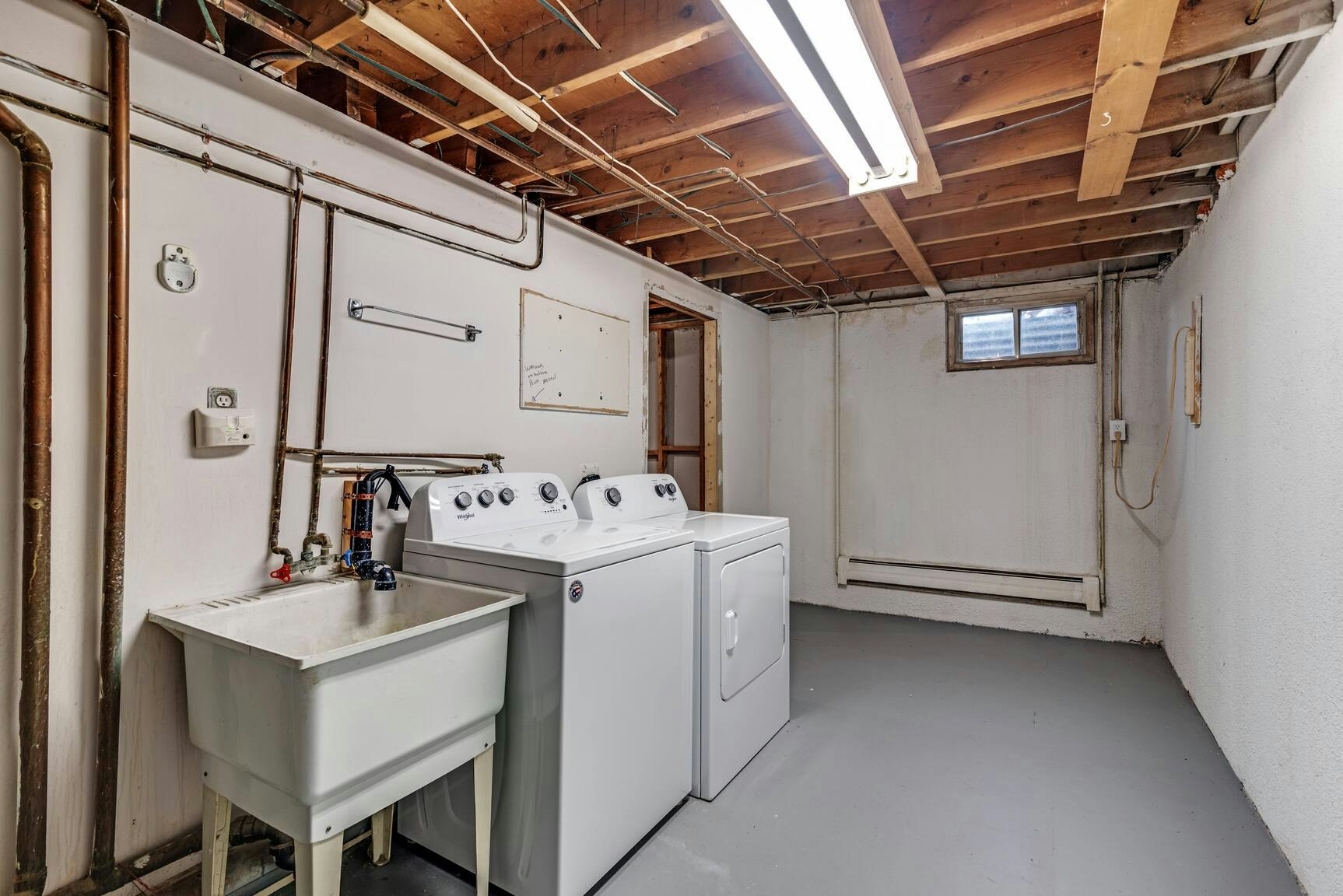 0884-610 Surrey Lane, Burlington, ON, L7T 3S6 - 20
