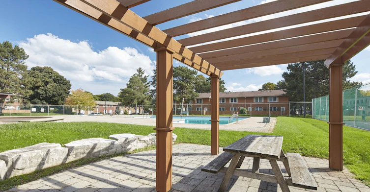 0646-610 Surrey Lane, Burlington, ON, L7T 3S6 - 8
