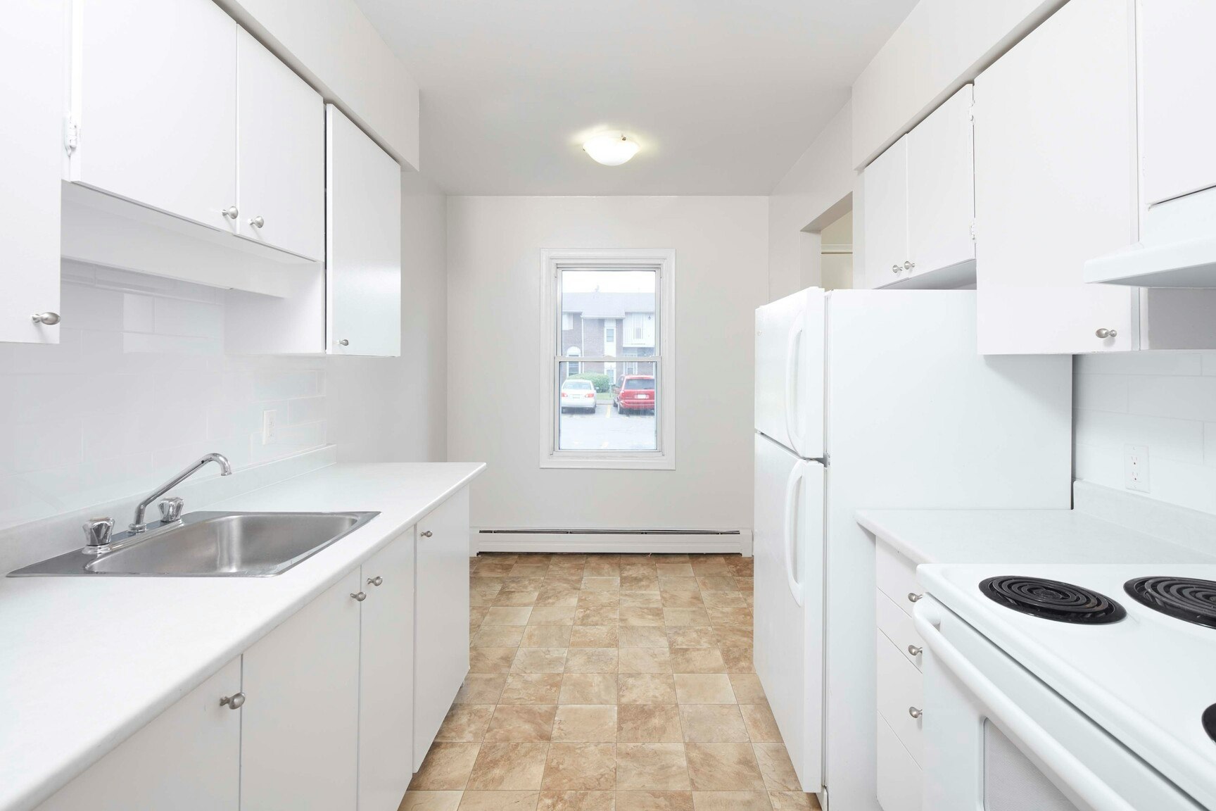 0010-645-610 Surrey Lane, Burlington, ON, L7T 3S6 - 5