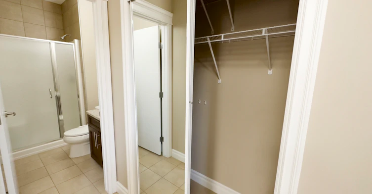 2142 57 Street Sw, Edmonton, AB, T6X 2B9 - 4