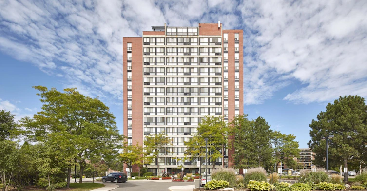 0205-6550 Glen Erin Drive, Mississauga, ON, L5N 3S1 - 2