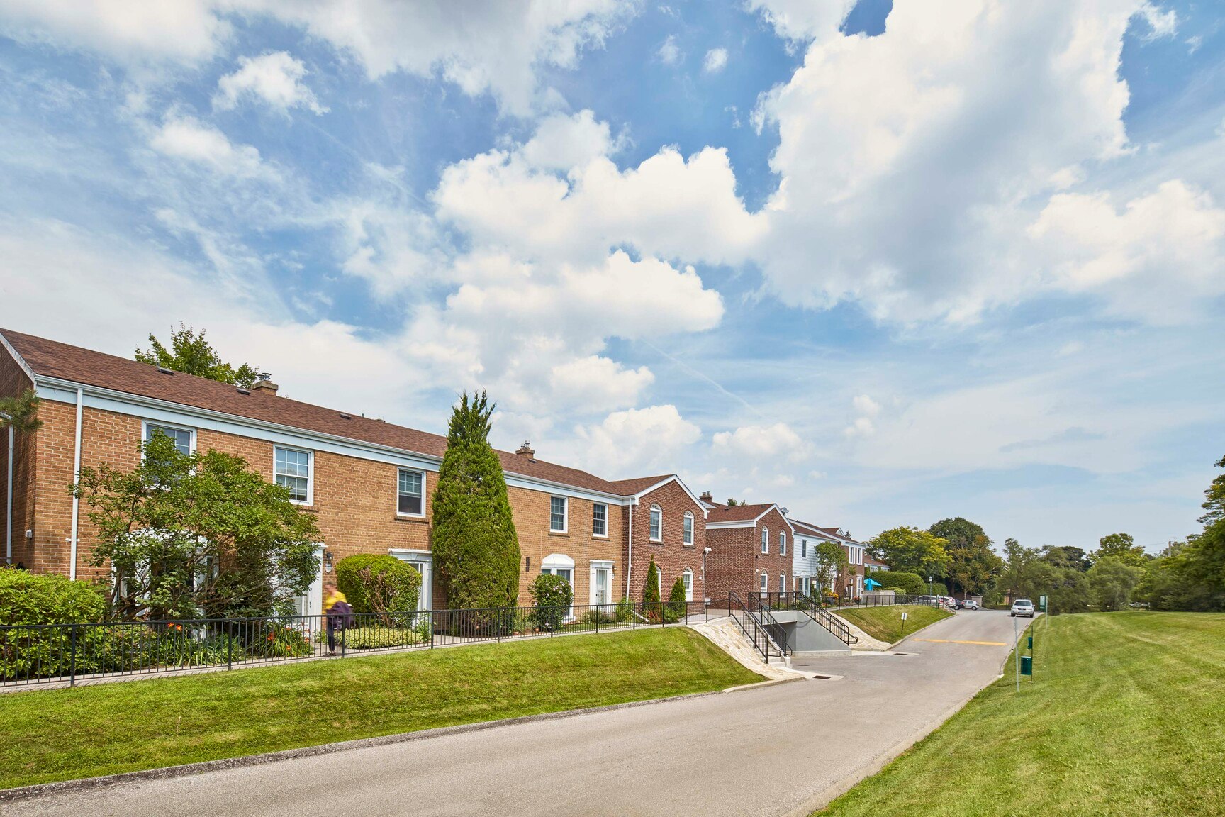 0405-55-59 Waterford Drive, Toronto, ON, M9R 2N6 - 9