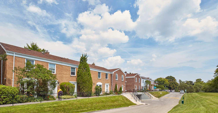 0405-55-59 Waterford Drive, Toronto, ON, M9R 2N6 - 9