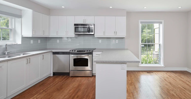 0405-55-59 Waterford Drive, Toronto, ON, M9R 2N6 - 5