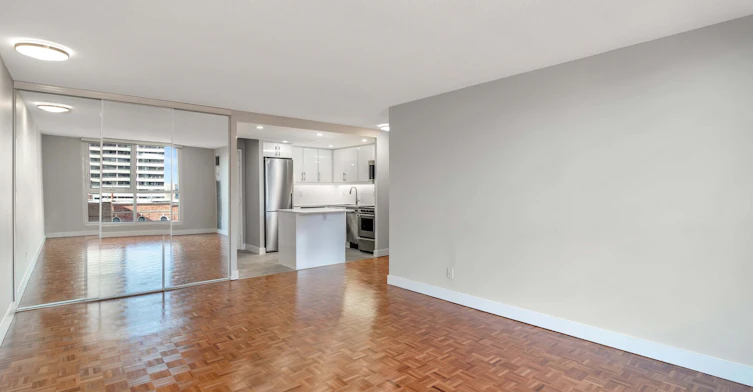 2001-235 Bloor Street East, Toronto, ON, M4W 3Y3 - 16
